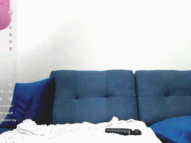 PaulaKiss webcam