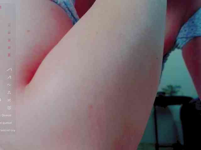 PaulaKiss webcam