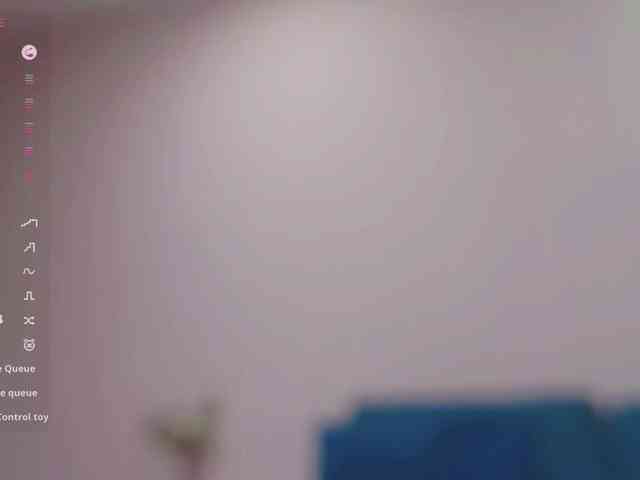 PaulaKiss webcam