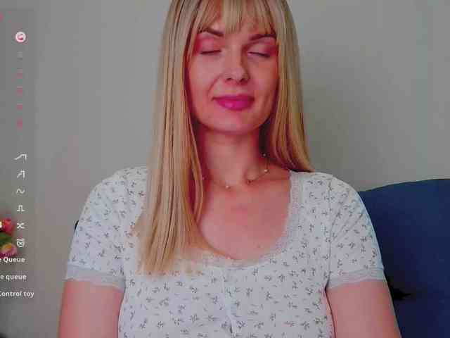 PaulaKiss webcam