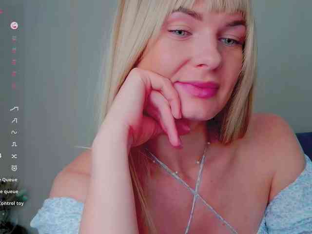 PaulaKiss webcam