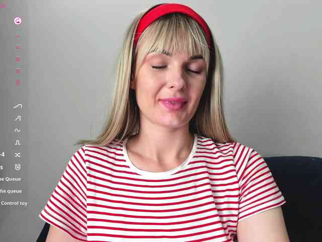 PaulaKiss webcam
