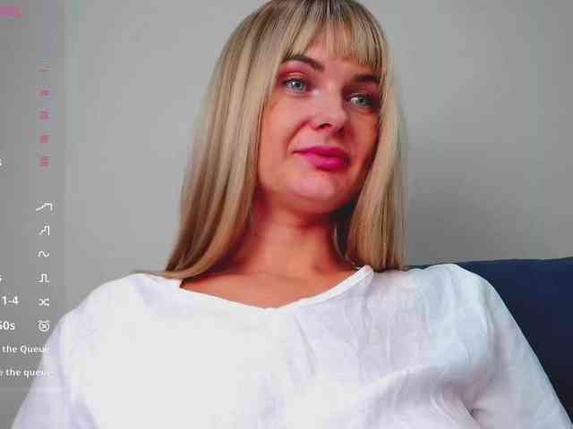 PaulaKiss webcam