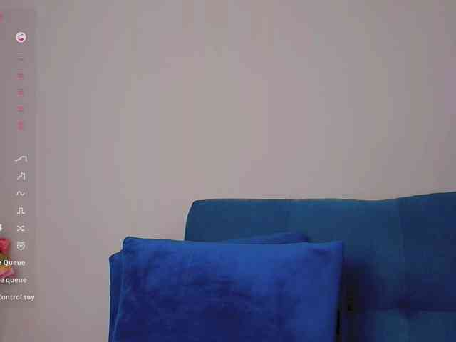 PaulaKiss webcam