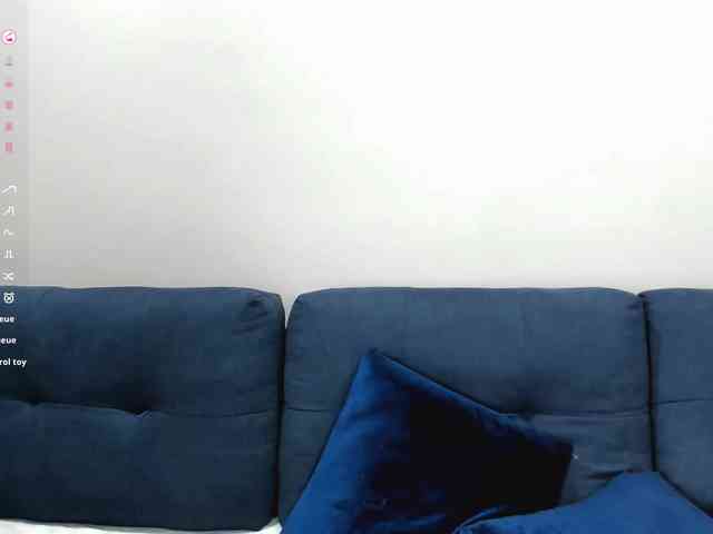PaulaKiss webcam