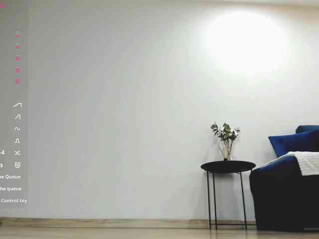 PaulaKiss webcam