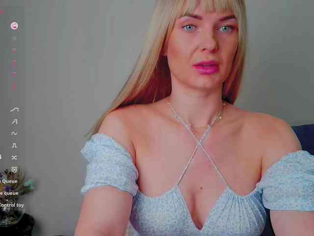 free chatroom for sex PaulaKiss