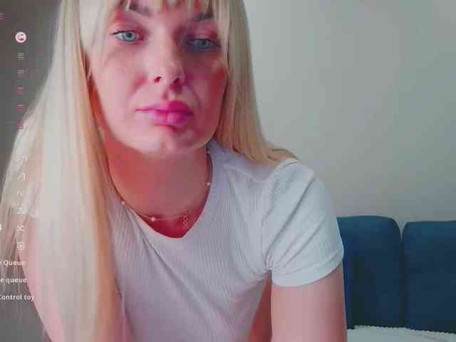 PaulaKiss webcam