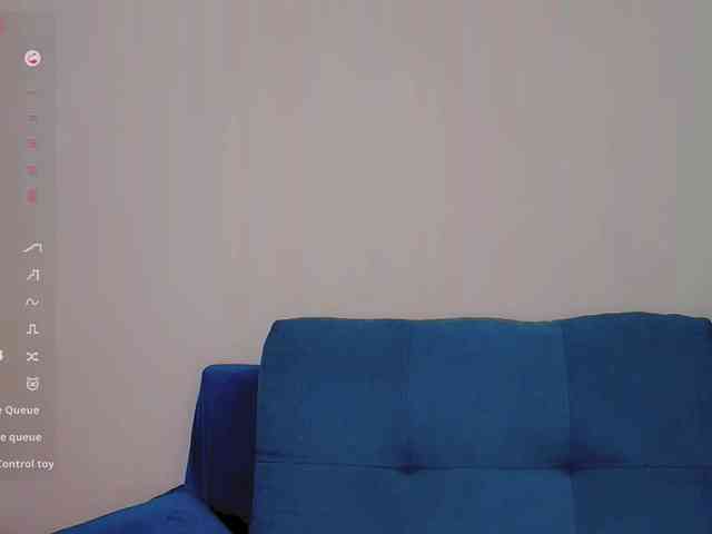 PaulaKiss webcam