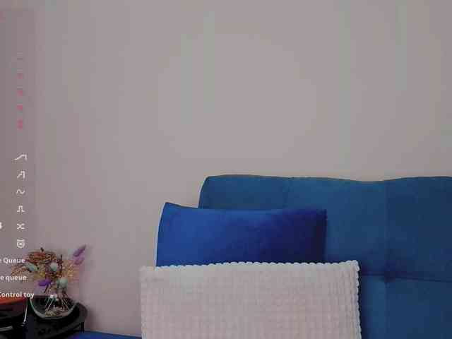 PaulaKiss webcam