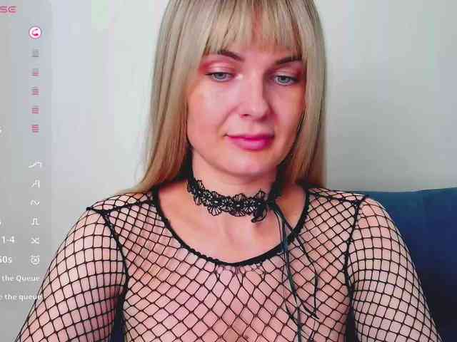 PaulaKiss webcam