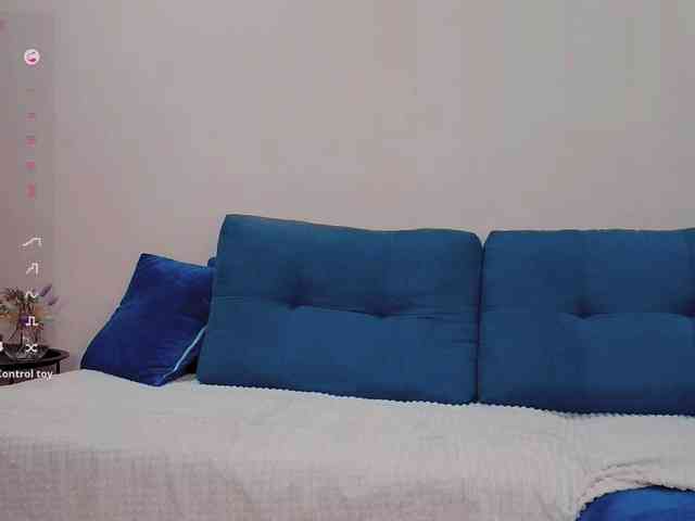PaulaKiss webcam