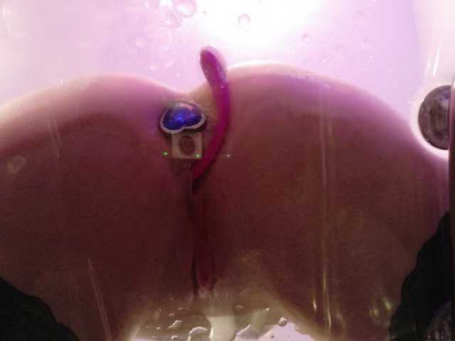 Midnightrose11 from BongaCams