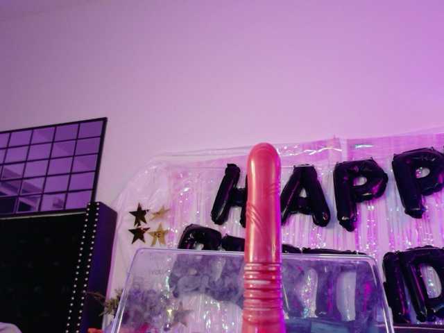 Midnightrose11's BongaCams show and profile