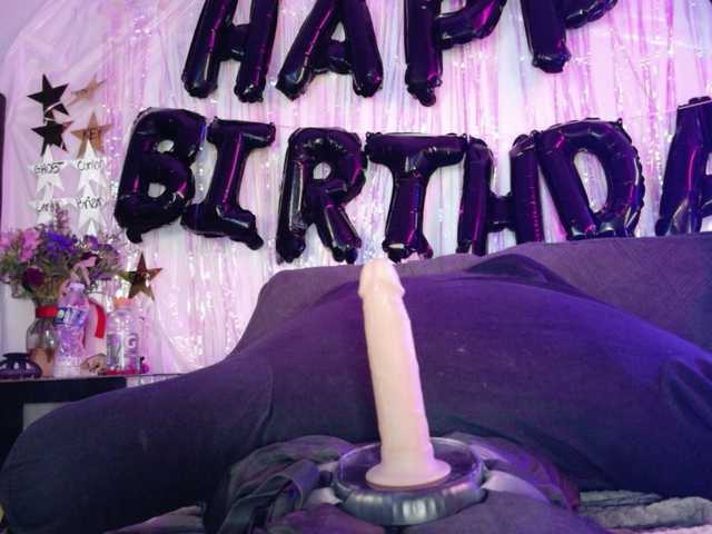 Midnightrose11's BongaCams show and profile