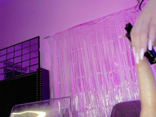 Midnightrose11's BongaCams show and profile