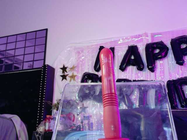 Midnightrose11's BongaCams show and profile