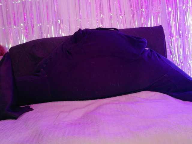 Midnightrose11 — ITS MY BIRTHDAY!!!! 3,33,333 make me horny!