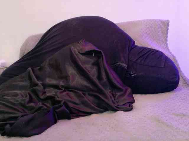 Midnightrose11 Live Webcam on BongaCams