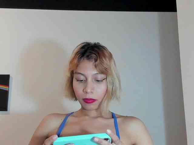 amy01 webcam