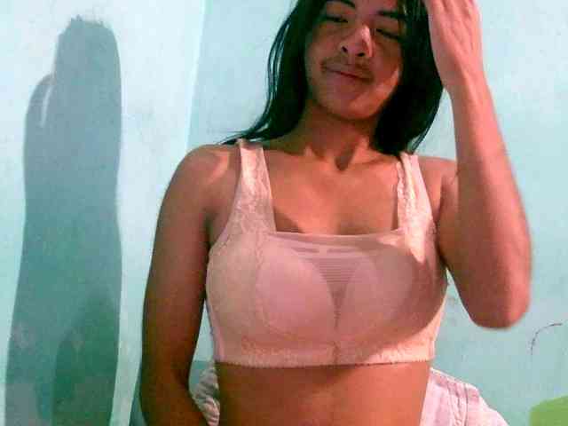 nude web cam Paris6
