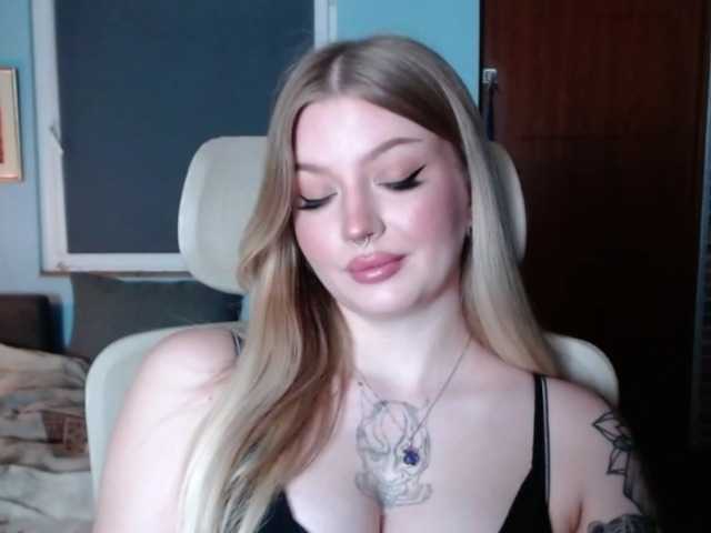  CamilaLove chat room