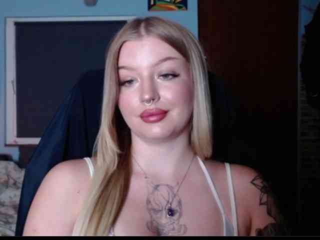 CamilaLove webcam