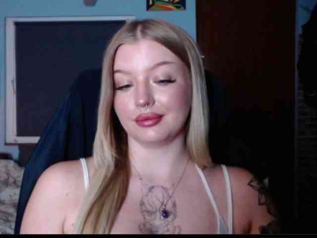 CamilaLove webcam