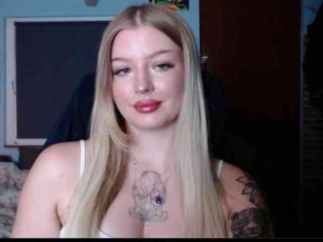 CamilaLove webcam