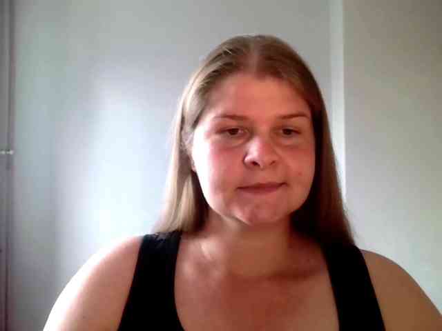 CarolineKiss webcam