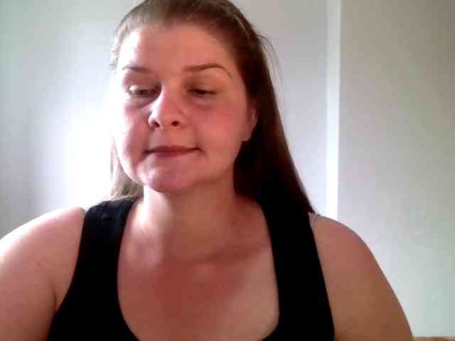 CarolineKiss webcam