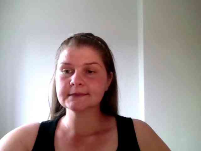 CarolineKiss webcam