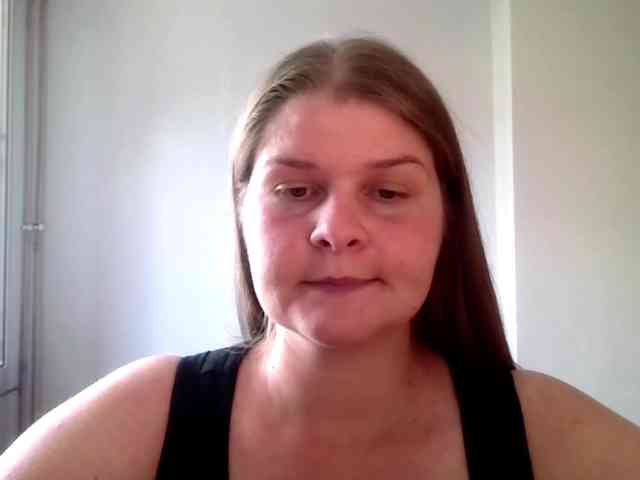 CarolineKiss webcam
