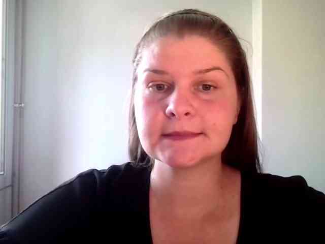CarolineKiss webcam