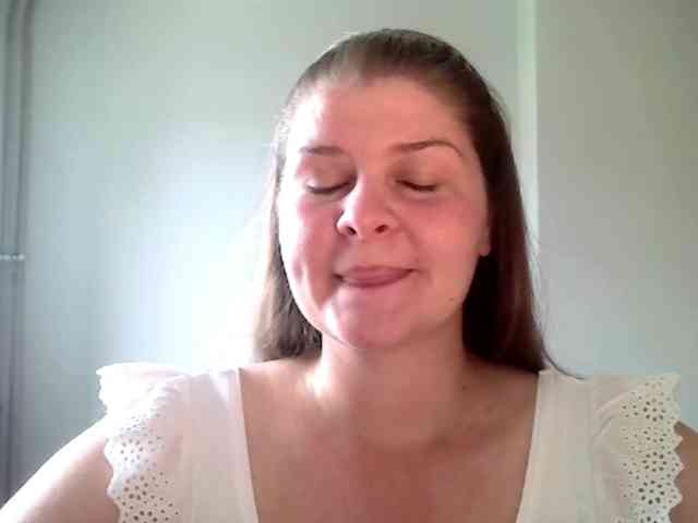 CarolineKiss webcam