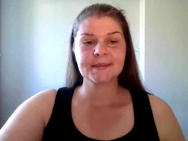CarolineKiss webcam