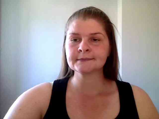 CarolineKiss webcam