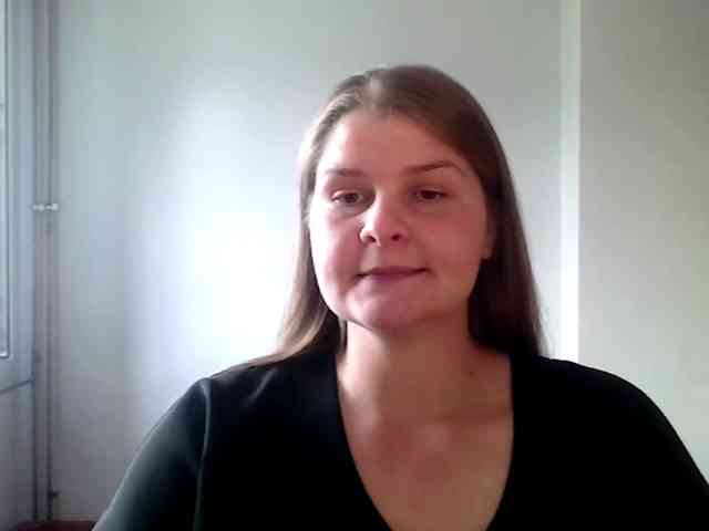 CarolineKiss webcam