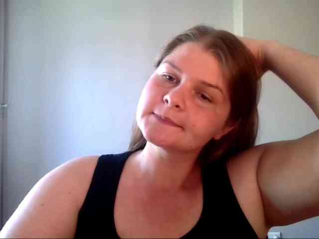 CarolineKiss webcam