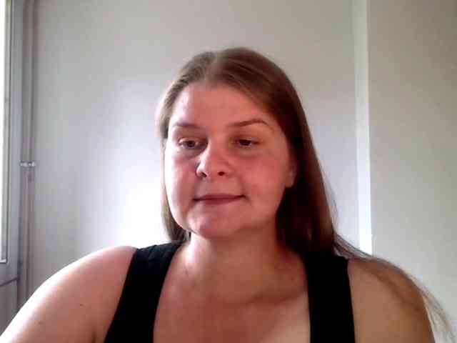 CarolineKiss webcam