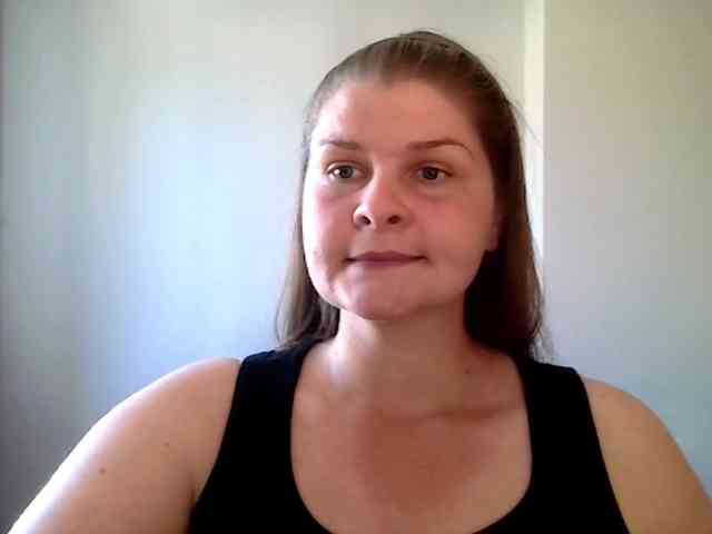 CarolineKiss webcam