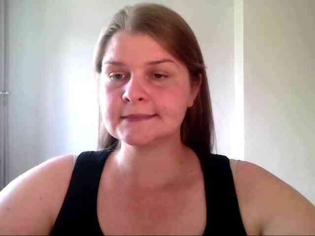 CarolineKiss webcam