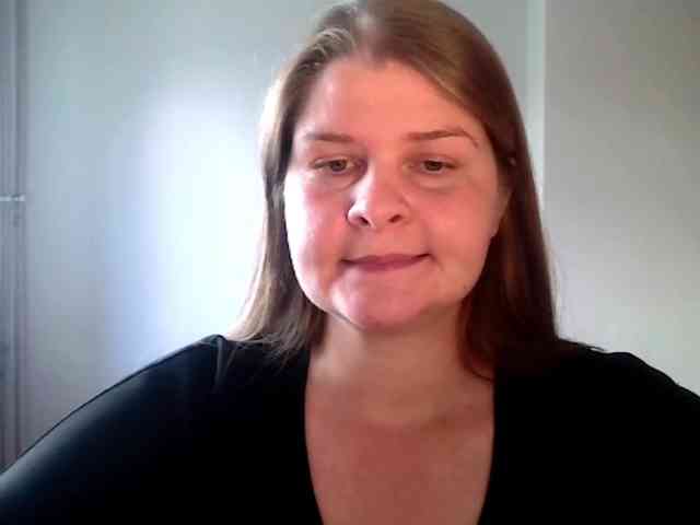 CarolineKiss webcam