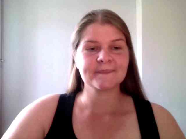 CarolineKiss webcam