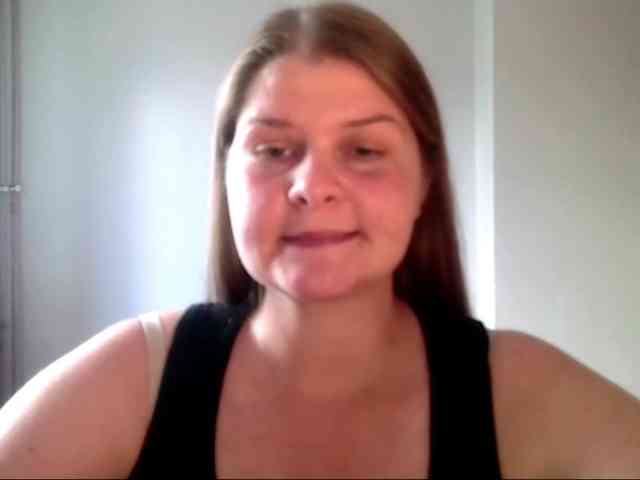 CarolineKiss webcam