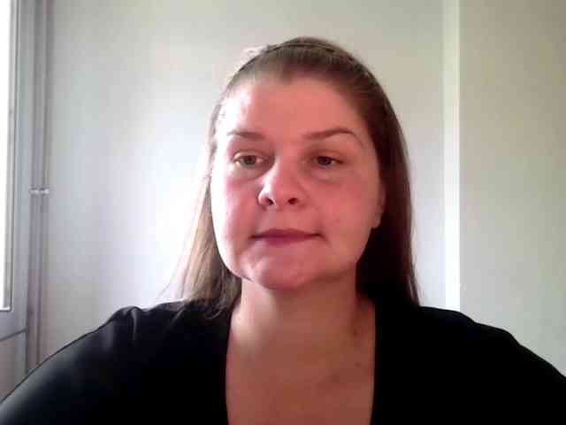 CarolineKiss webcam