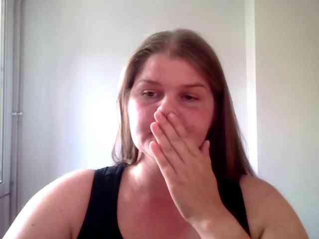 CarolineKiss webcam