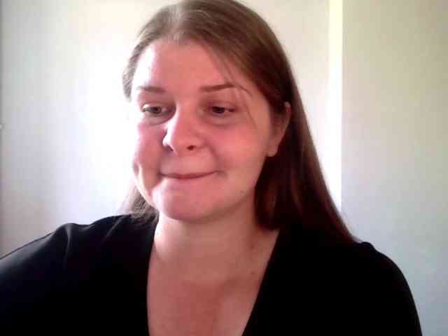 CarolineKiss webcam