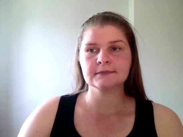 CarolineKiss webcam