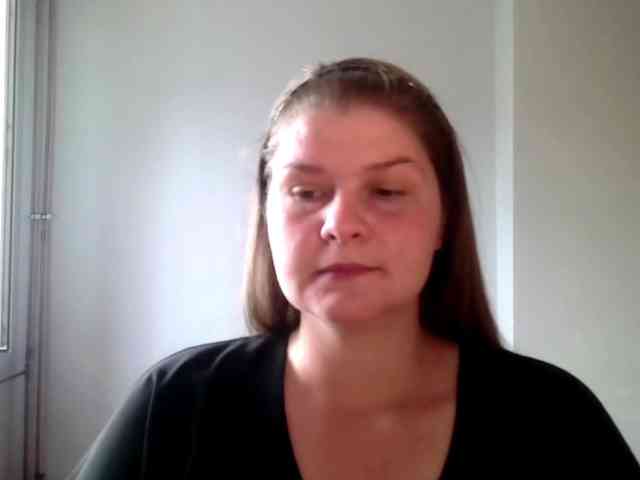 CarolineKiss webcam
